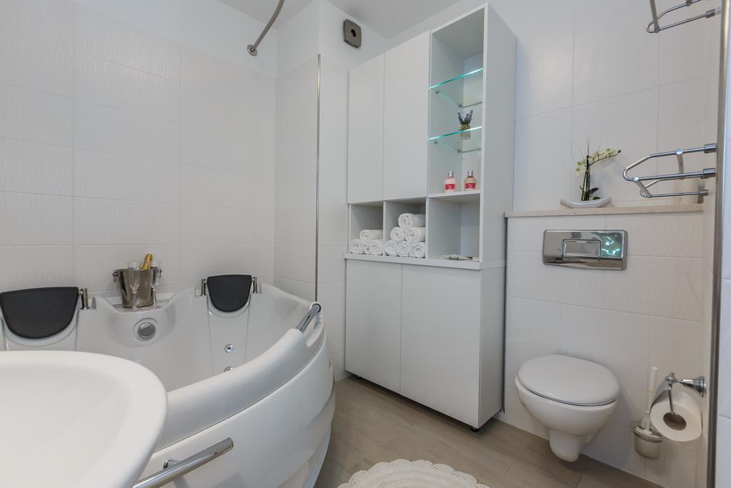 Villa Apartments Katja Trogir Exteriér fotografie