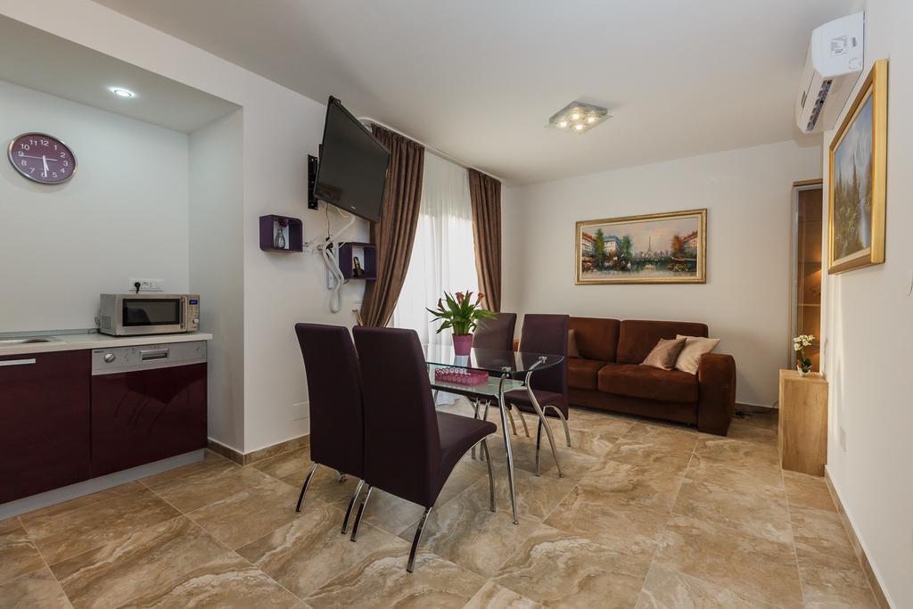 Villa Apartments Katja Trogir Exteriér fotografie