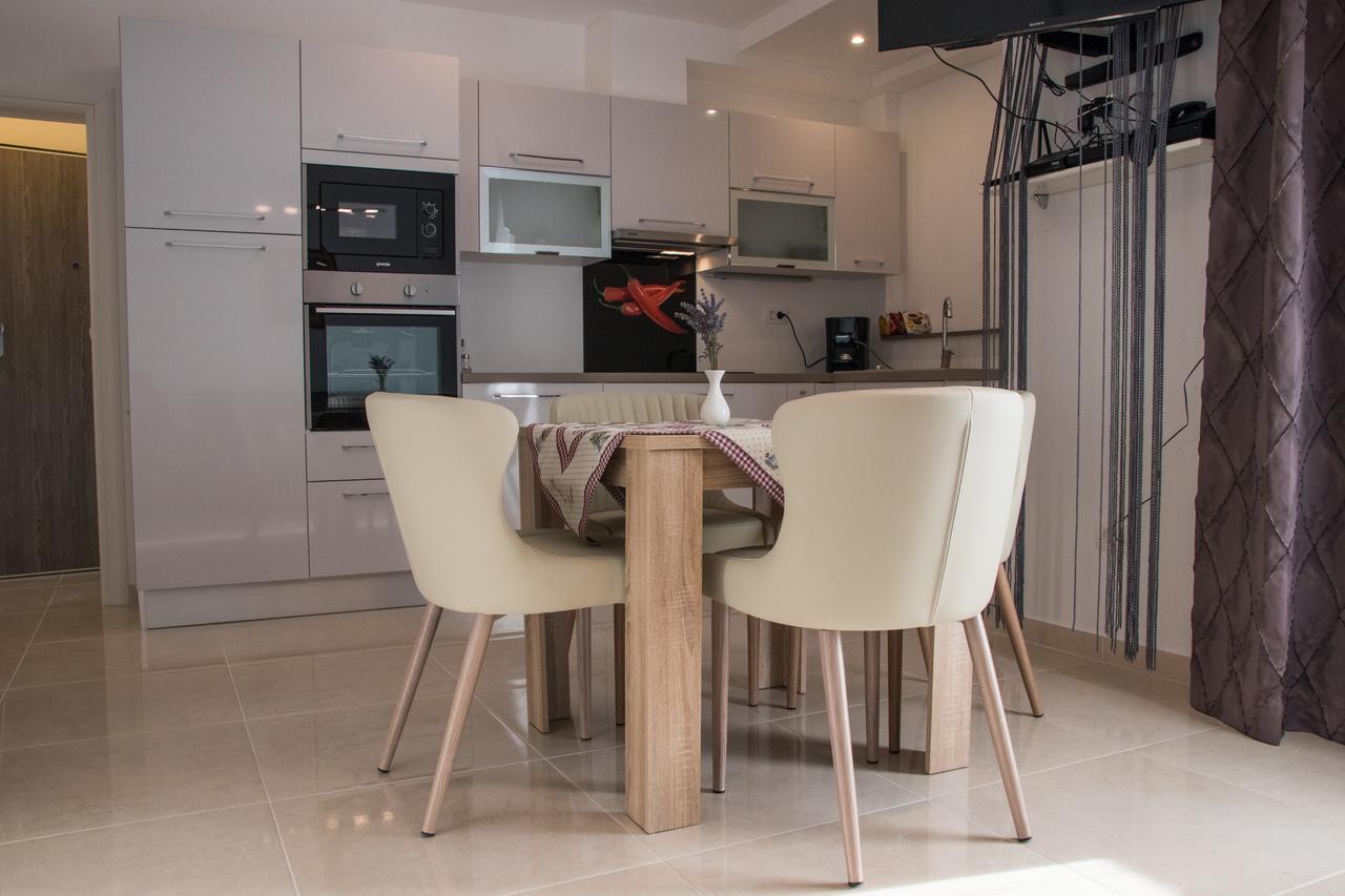 Villa Apartments Katja Trogir Exteriér fotografie